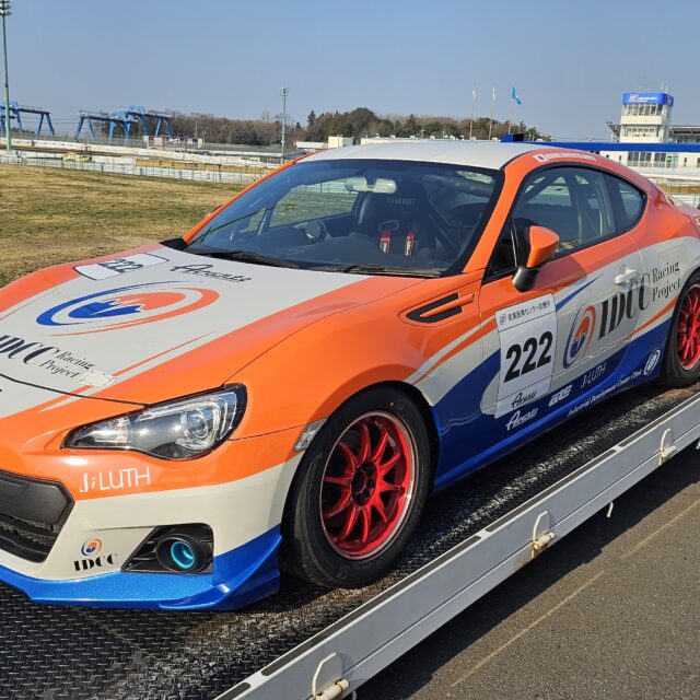 カラーリングをした222号車